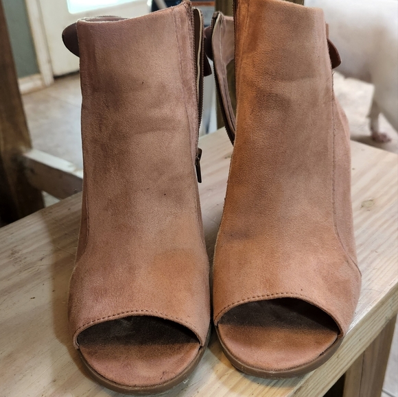 Rampage Vadara - Picture 2 of 5